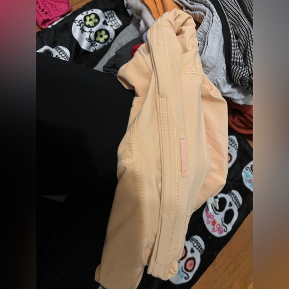 Lululemon speed up high rise size 8 orange - Picture 9 of 10